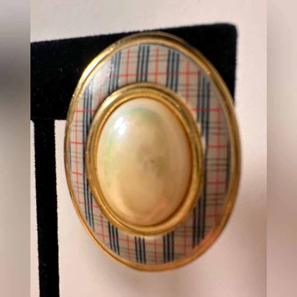 Burberry's Rare Nova check pearl design Gold Plated Clip On Earrings - Picture 6 of 7